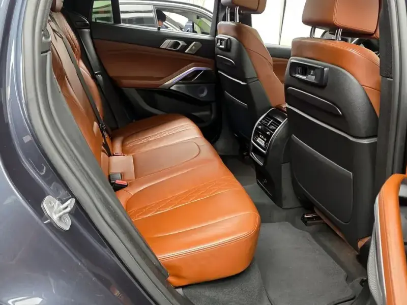 2021 BMW X6 с пробегом 89 387 км
