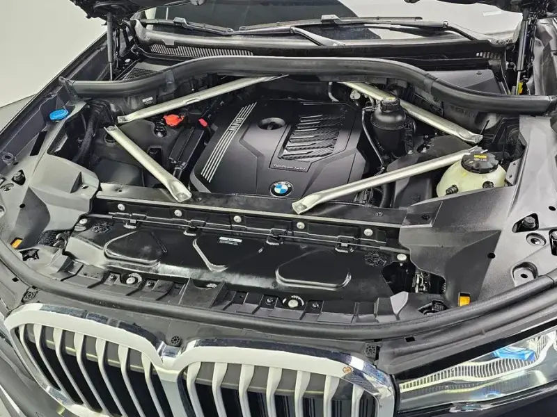 2022 BMW X7 с пробегом 19 604 км