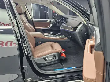 2022 BMW X7 с пробегом 19 604 км