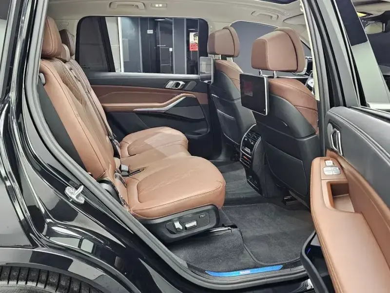 2022 BMW X7 с пробегом 19 604 км