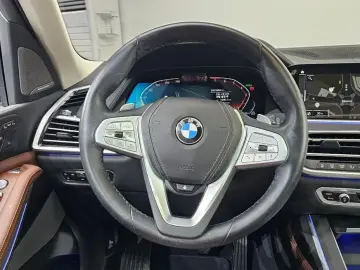 2022 BMW X7 с пробегом 19 604 км