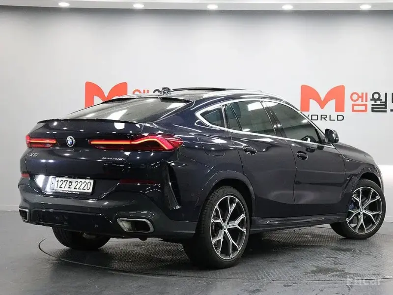 2023 BMW X6 с пробегом 62 500 км