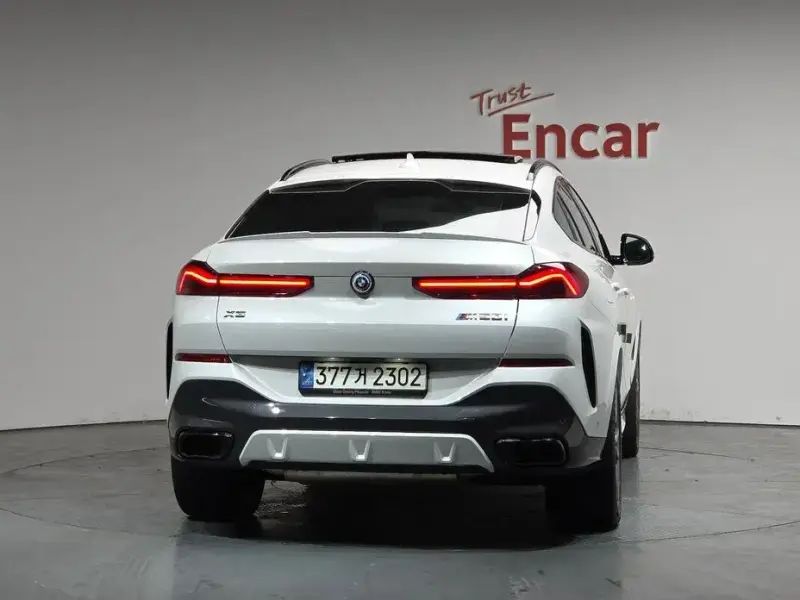 2023 BMW X6 с пробегом 24 345 км