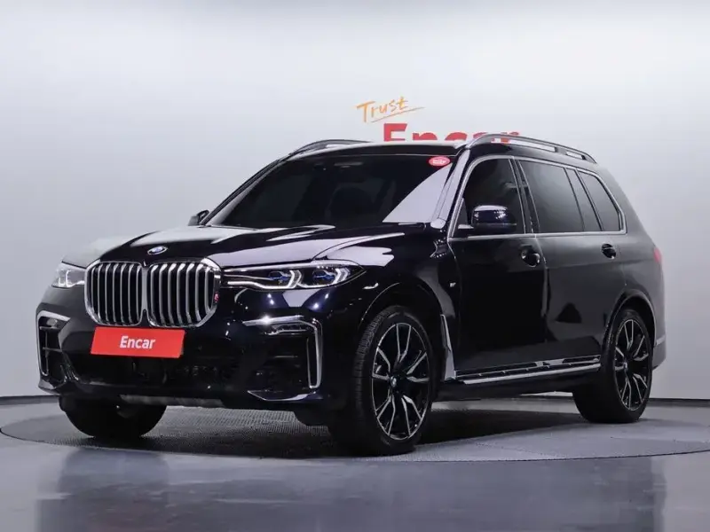 2022 BMW X7 с пробегом 70 218 км