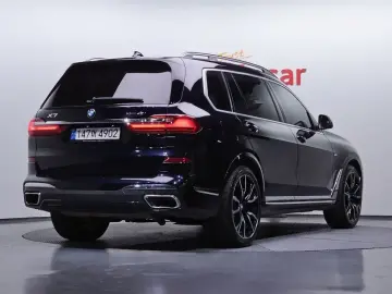 2022 BMW X7 с пробегом 70 218 км