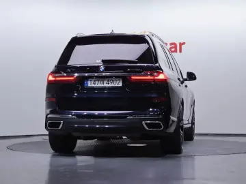 2022 BMW X7 с пробегом 70 218 км