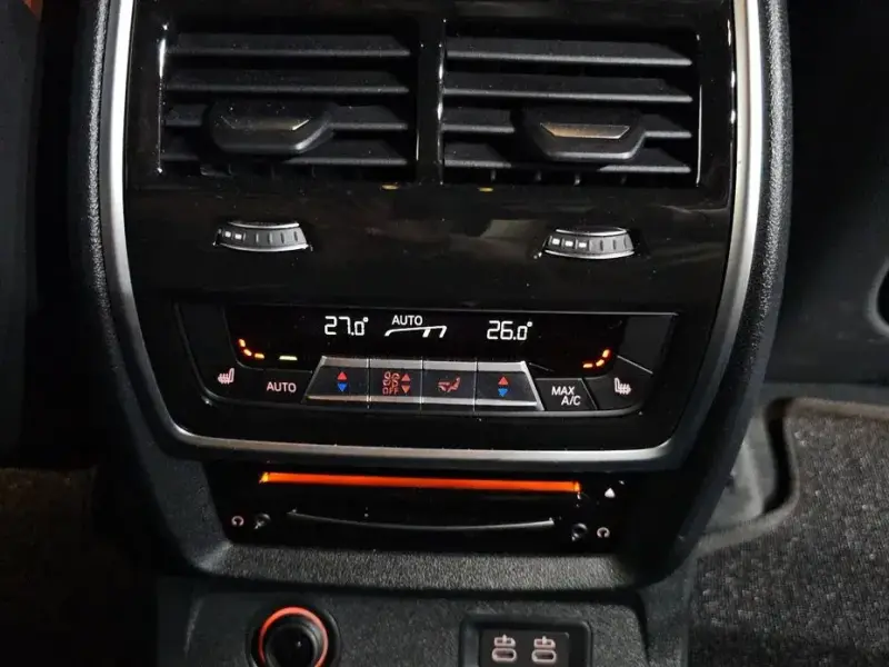 2022 BMW X7 с пробегом 70 218 км