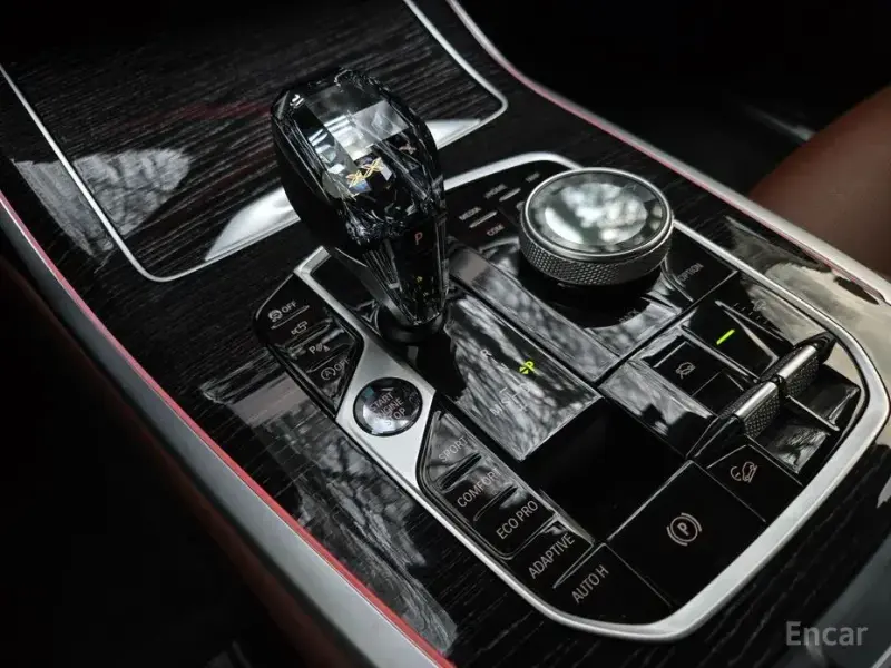 2022 BMW X7 с пробегом 32 480 км