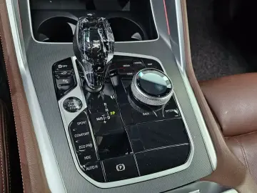 2021 BMW X6 с пробегом 76 410 км