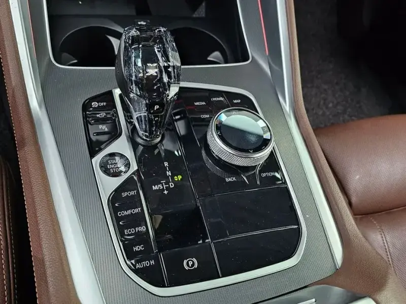 2021 BMW X6 с пробегом 76 410 км