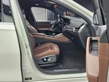 2021 BMW X6 с пробегом 76 410 км