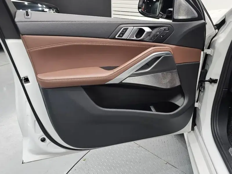 2021 BMW X6 с пробегом 76 410 км