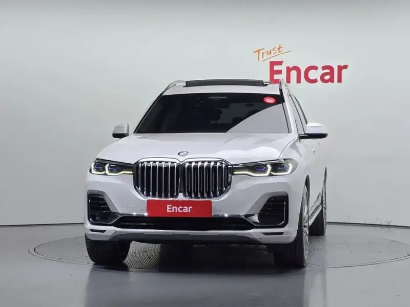 2021 BMW X7 с пробегом 106 473 км