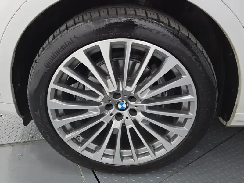 2021 BMW X7 с пробегом 106 473 км