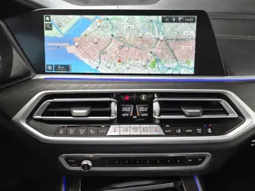 2021 BMW X7 с пробегом 106 473 км