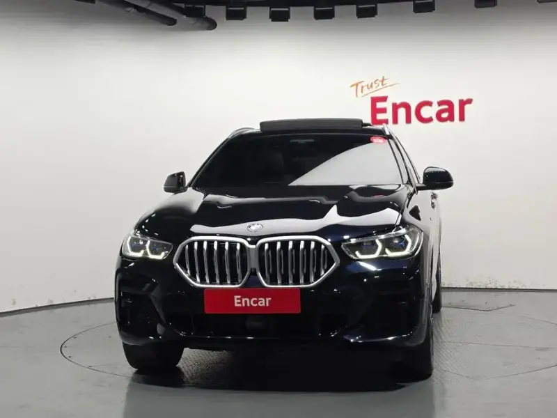 2023 BMW X6 с пробегом 67 346 км