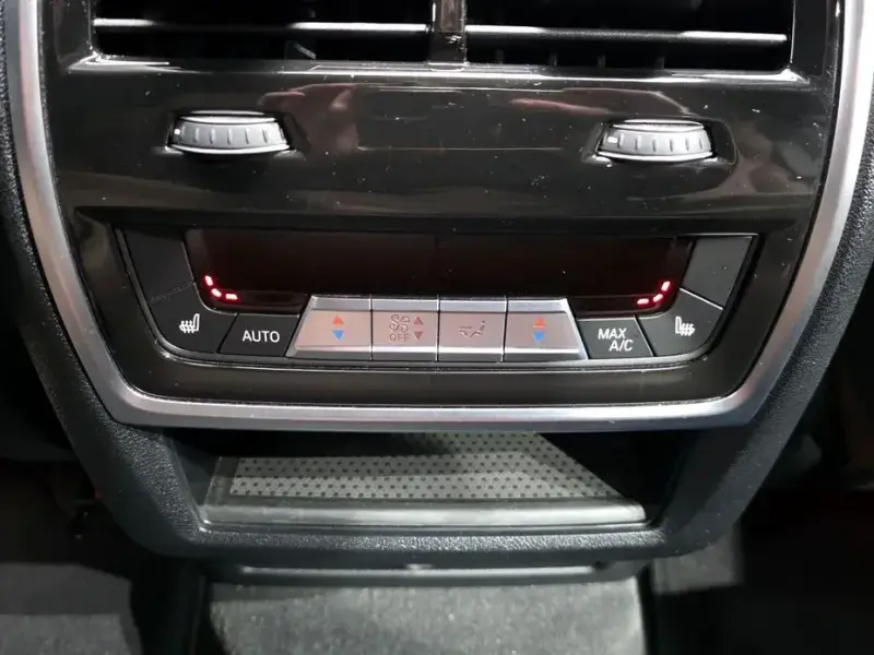 2023 BMW X6 с пробегом 67 346 км