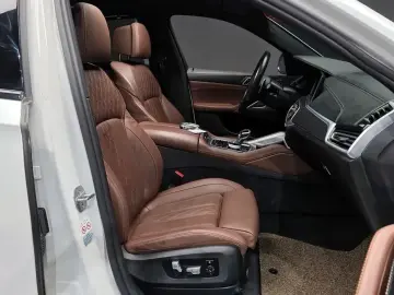 2021 BMW X6 с пробегом 74 222 км