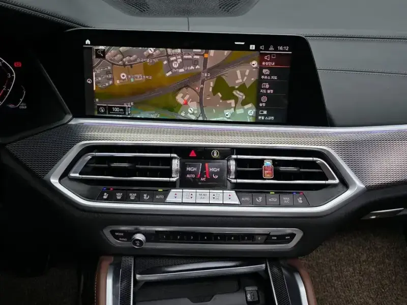 2021 BMW X6 с пробегом 74 222 км