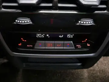 2021 BMW X6 с пробегом 74 222 км