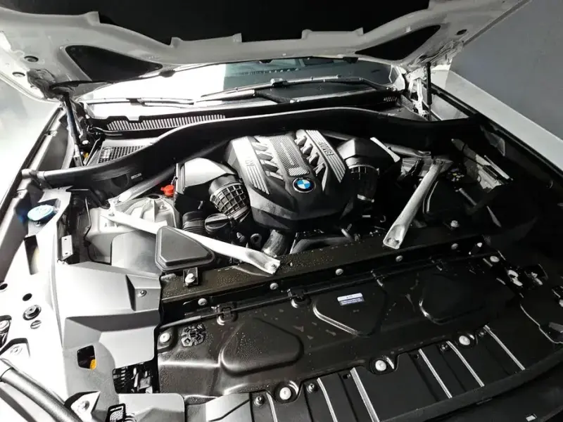 2023 BMW X6 с пробегом 10 694 км