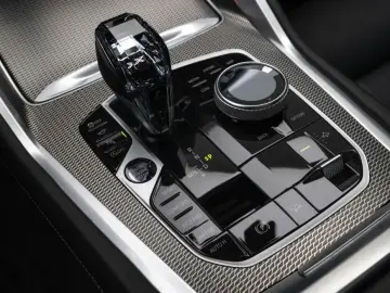 2023 BMW X6 с пробегом 32 585 км