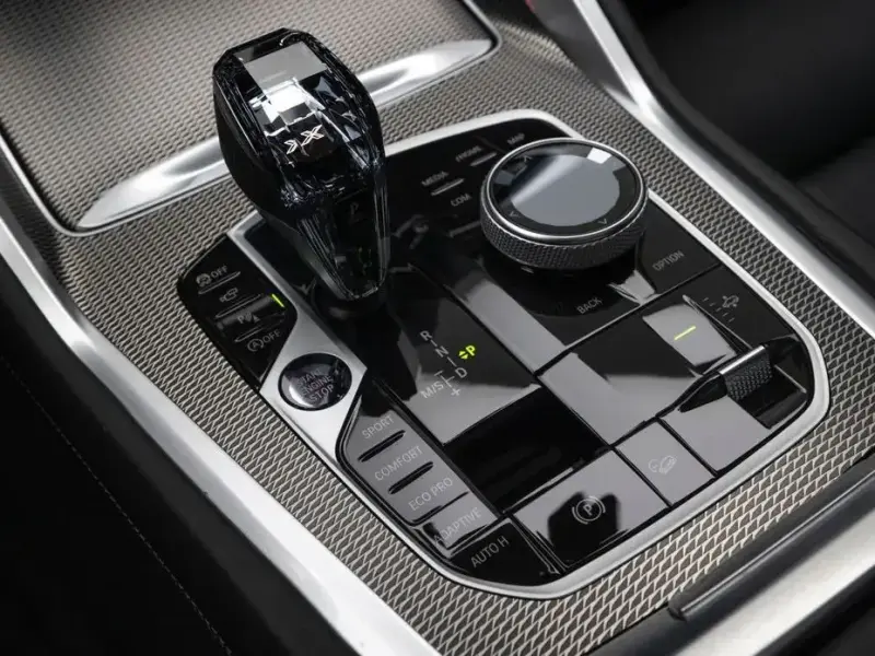 2023 BMW X6 с пробегом 32 585 км