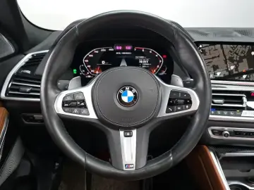 2022 BMW X6 с пробегом 112 928 км