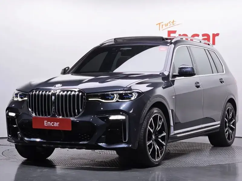2021 BMW X7 с пробегом 67 035 км