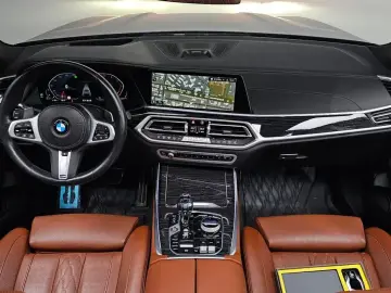 2021 BMW X7 с пробегом 67 035 км