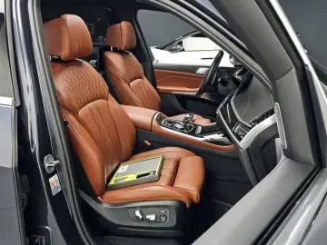 2021 BMW X7 с пробегом 67 035 км