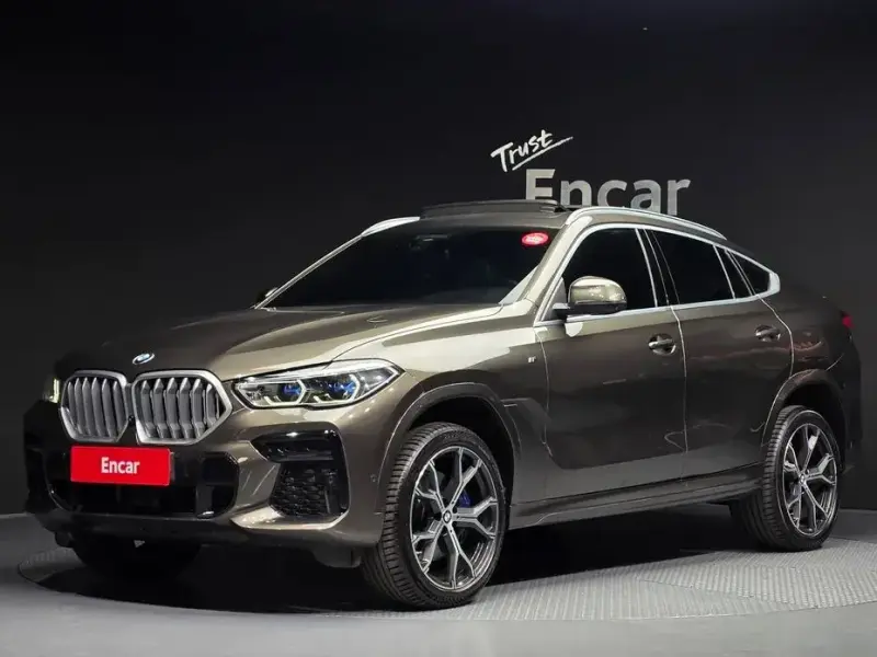 2022 BMW X6 с пробегом 42 643 км