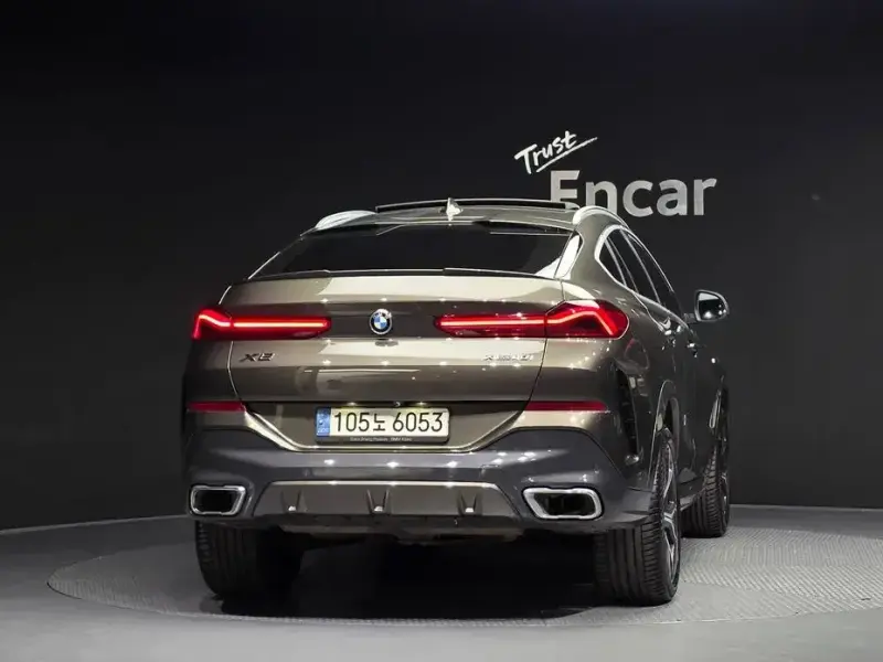 2022 BMW X6 с пробегом 42 643 км