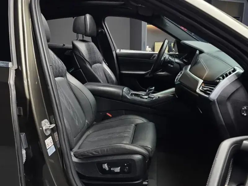 2022 BMW X6 с пробегом 42 643 км