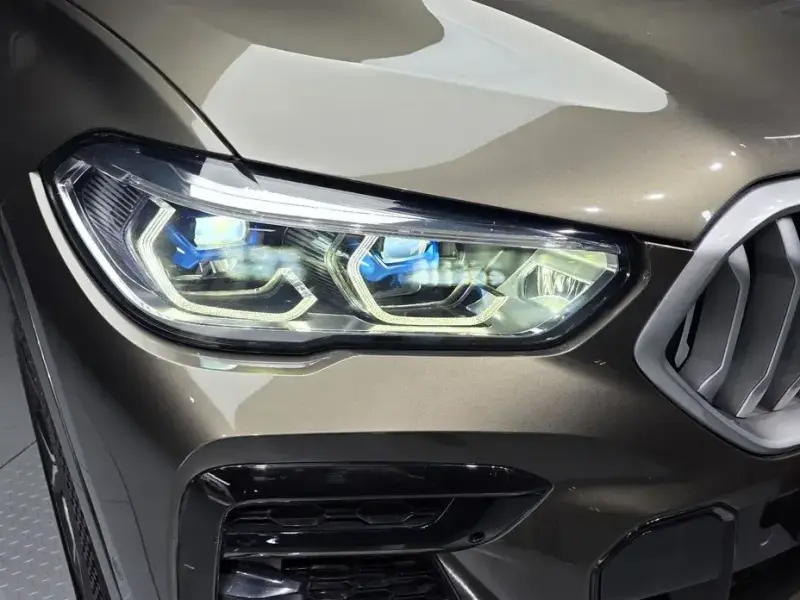 2022 BMW X6 с пробегом 42 643 км