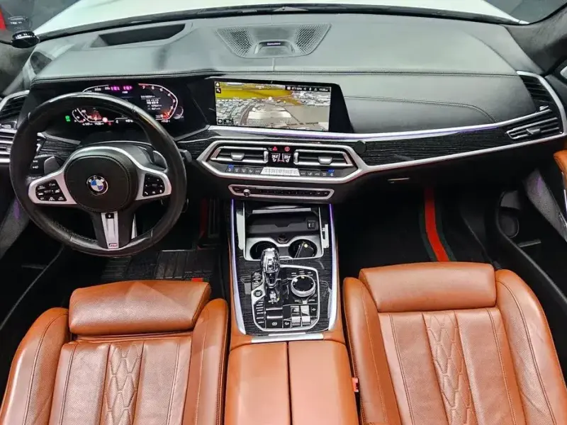 2022 BMW X7 с пробегом 106 094 км