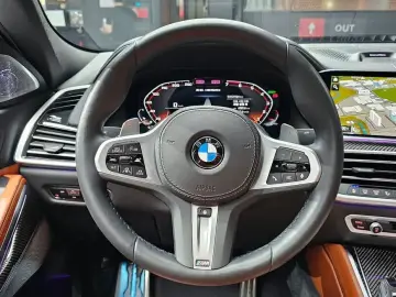 2023 BMW X6 с пробегом 31 124 км