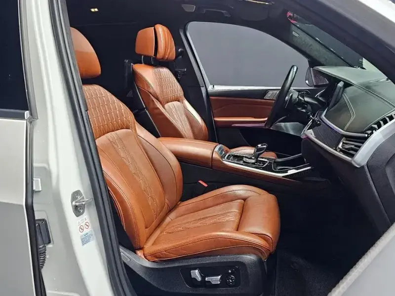 2022 BMW X7 с пробегом 106 094 км