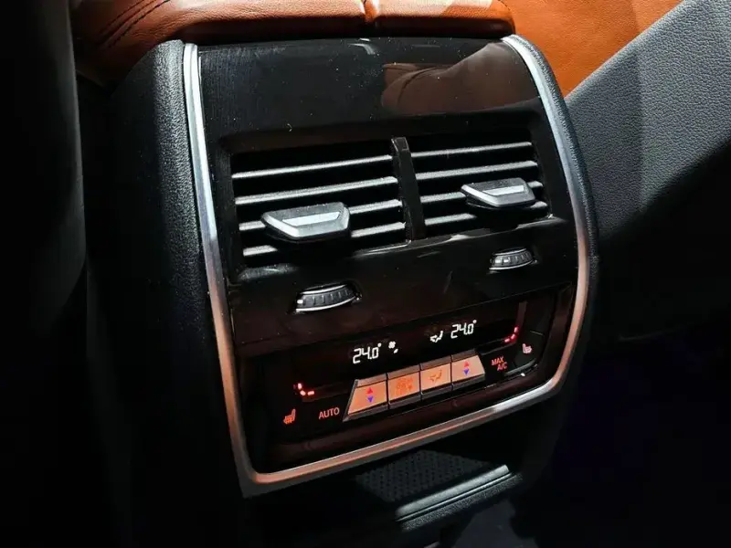 2023 BMW X6 с пробегом 31 124 км