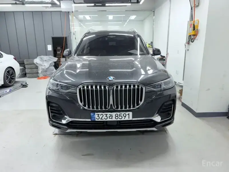 2022 BMW X7 с пробегом 57 933 км