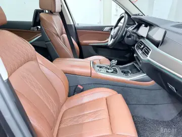 2022 BMW X7 с пробегом 57 933 км