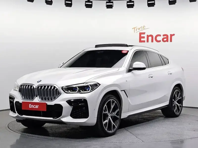 2023 BMW X6 с пробегом 84 493 км