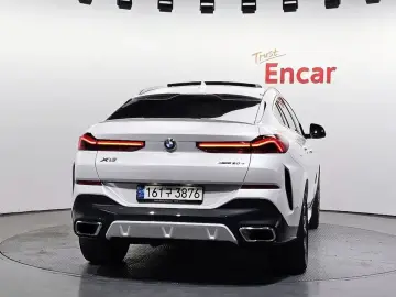2023 BMW X6 с пробегом 84 493 км