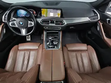 2023 BMW X6 с пробегом 84 493 км