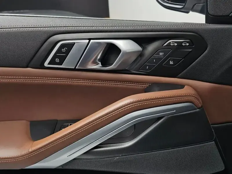 2023 BMW X6 с пробегом 84 493 км