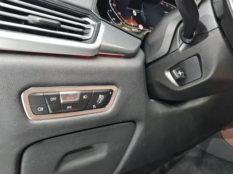 2023 BMW X6 с пробегом 84 493 км