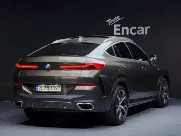 2021 BMW X6 с пробегом 88 280 км
