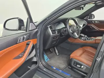 2023 BMW X6 с пробегом 40 501 км