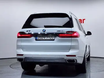 2022 BMW X7 с пробегом 79 235 км
