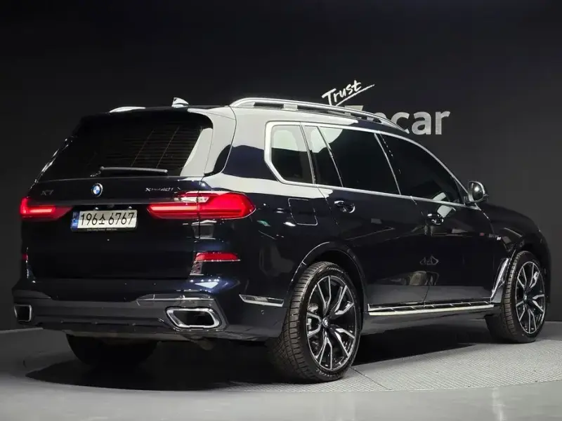 2022 BMW X7 с пробегом 76 104 км
